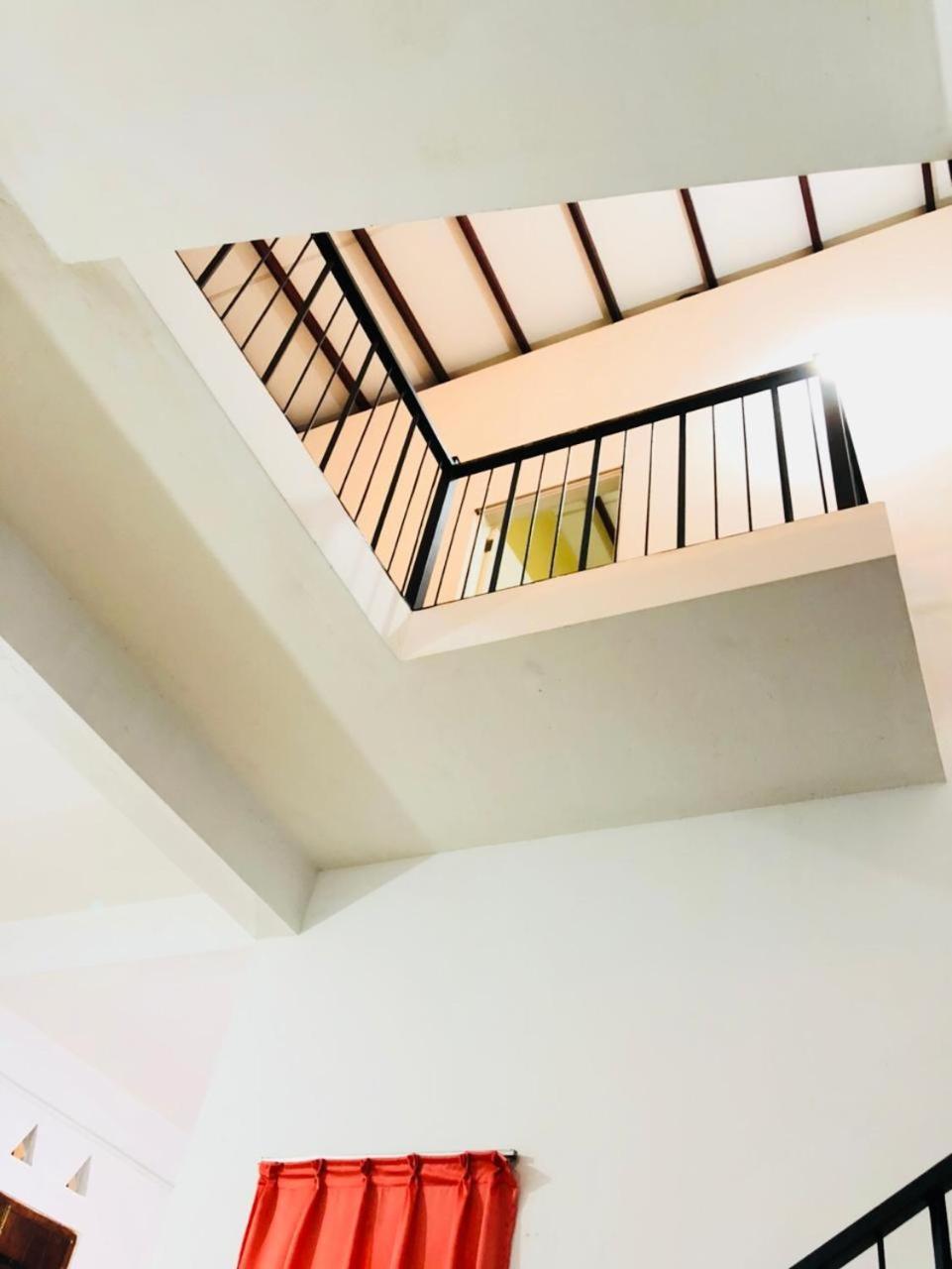 House Of Ahasna Bed & Breakfast Katunayake Exterior photo