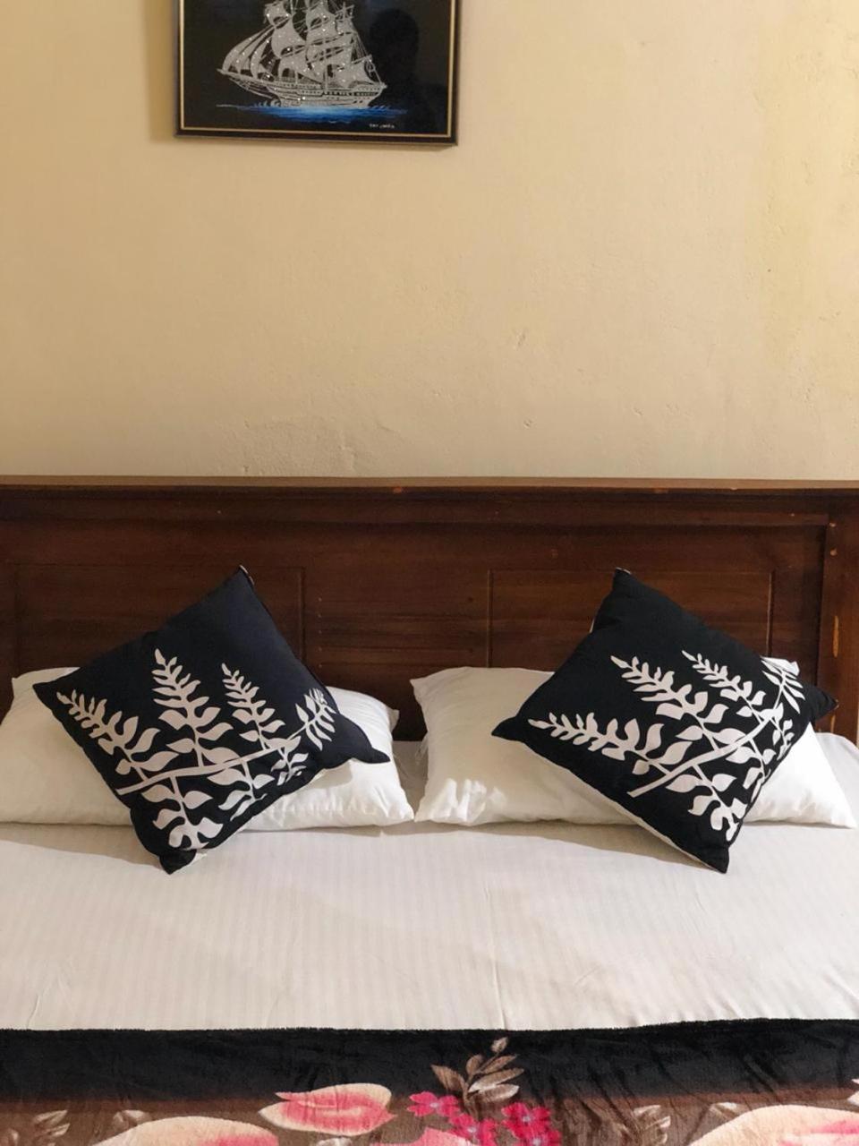 House Of Ahasna Bed & Breakfast Katunayake Exterior photo