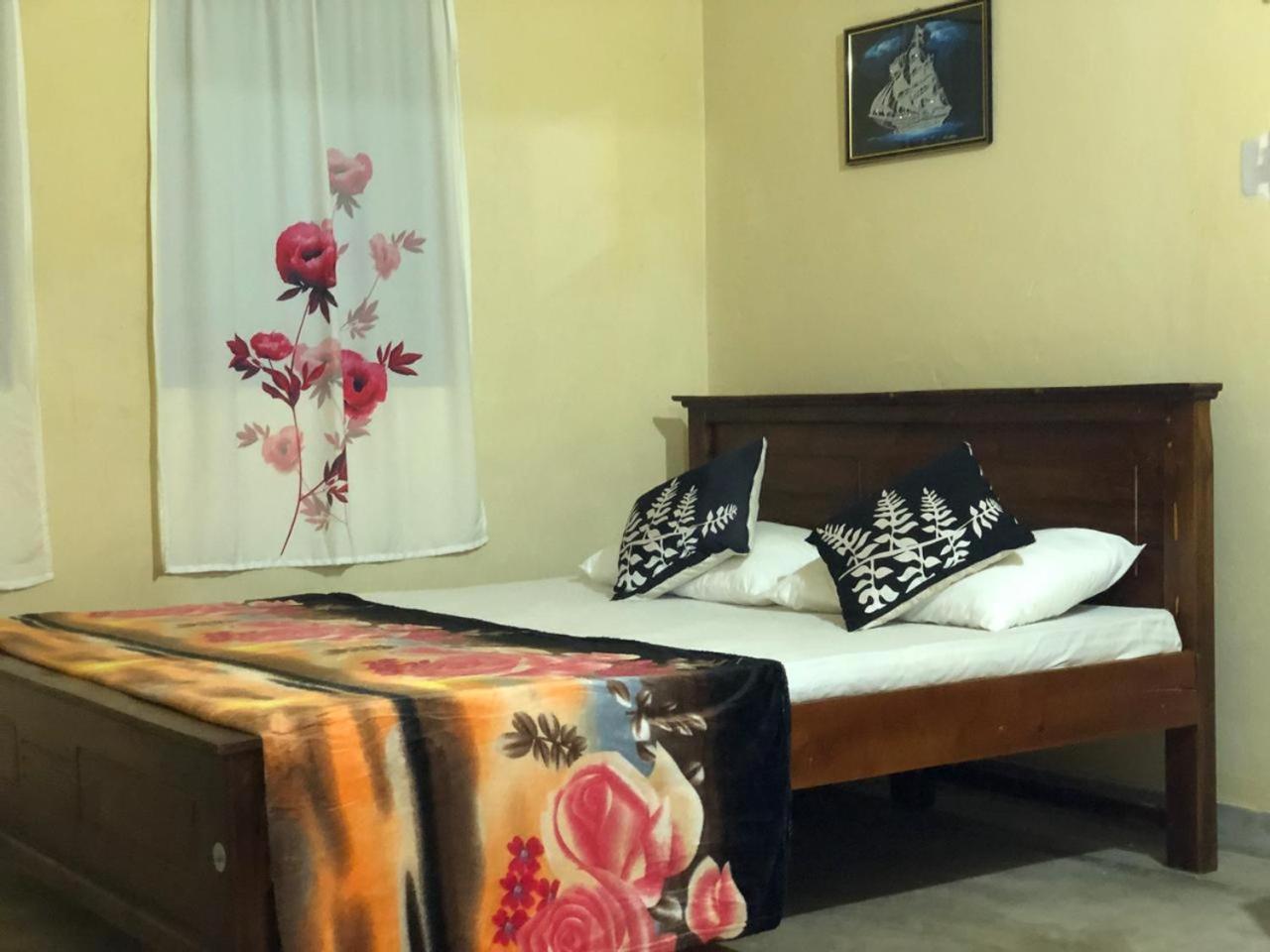 House Of Ahasna Bed & Breakfast Katunayake Exterior photo